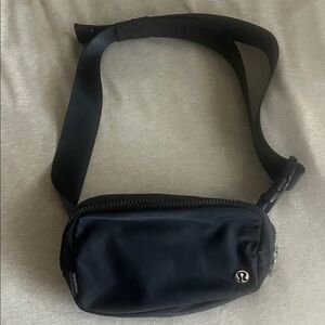 lululemon athletica Midnight Black Belt Bag